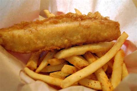 Deep fried fish and chips. | Fish dishes | Pinterest