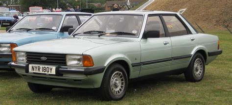 1982 Ford Cortina Ghia Mk V 4-door Saloon | Ford, Dream garage, Saloon