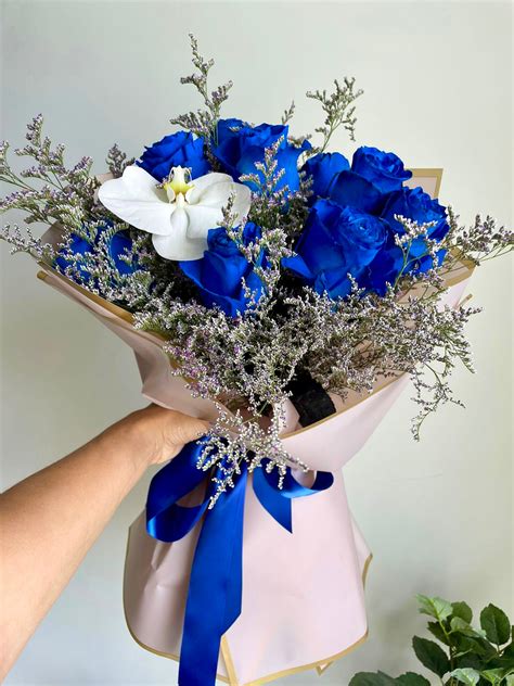 Toy Florist's Royal Blue Bouquet | Grab Yours Now! - Toy Florist