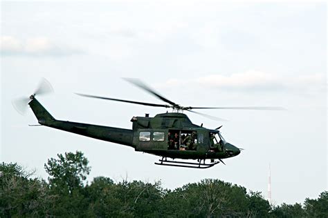 Canadian Forces CH-146 Griffon Helicopter | Taking off from … | Flickr