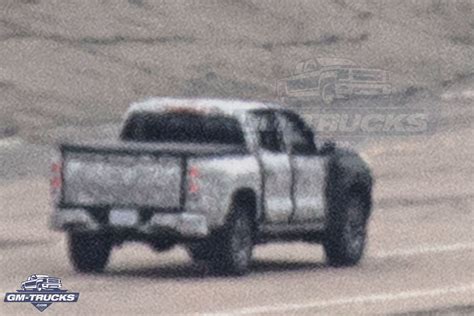 2023 Chevy Colorado & GMC Canyon Spied From Over A Mile Away | GM ...