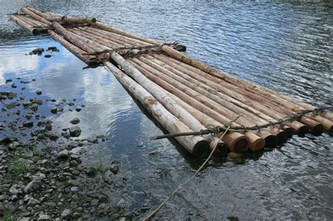 How to Build a Wooden Raft | Wilderness survival, Survival life hacks ...