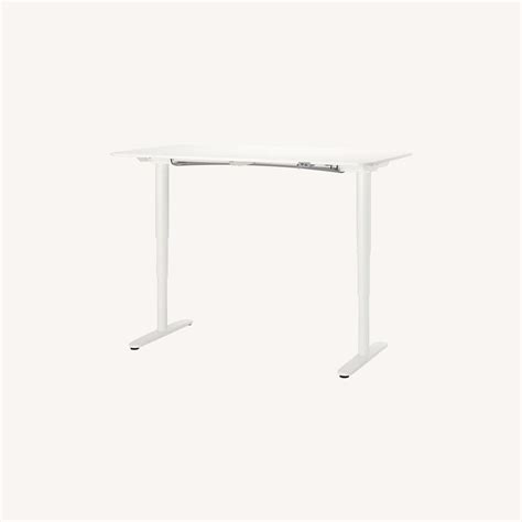 IKEA Sit/Stand Desk - AptDeco