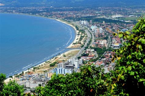 Caraguatatuba completa 3ª semana com bandeira verde em todas as praias ...