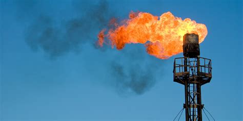 Gas Flaring Aggravates Pollution, Climate Change | Financial Tribune