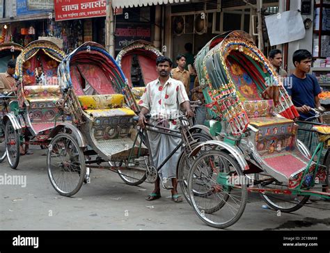 Bangladesh Old Dhaka Rickshaw Photography Print - www.espiritudetierra.com