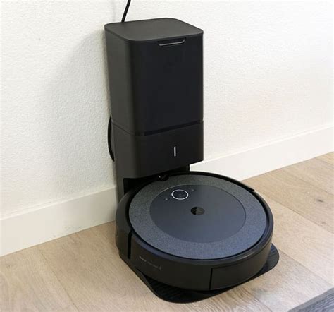 Roomba j7+ Review - 7 Real World Cleaning Tests