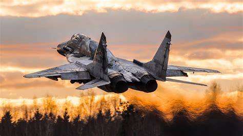 Mikoyan MiG-29 Jet Fighter Aircraft Wallpapers - MilitaryLeak.COM