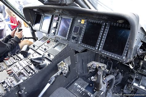 Cockpit of MH-60M Blackhawk 06-20018 | Cockpit of MH-60M Bla… | Flickr