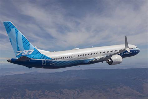 Boeing_737_10 - Air Data News