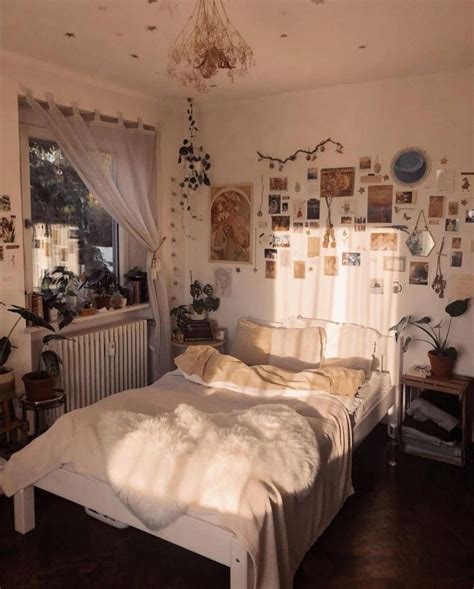 Indie Bedroom Aesthetic Decor Ideas - Glorifiv