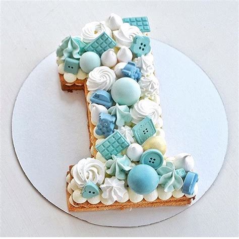 This cake is the number 1 cookie cake I’ve seen today! 💧💙💧💙💧 Dreamy ...