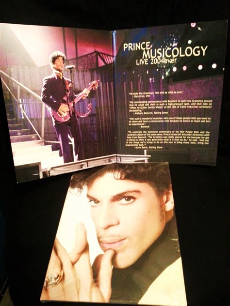 Prince Musicology Live 2004 Tour Book Concert Photos NEW