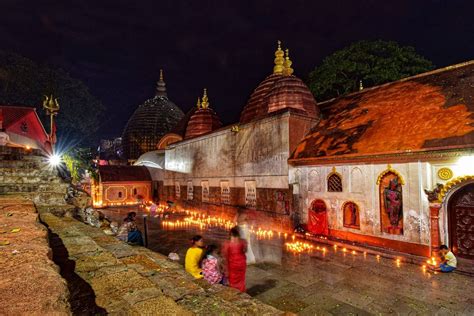 Kamakhya temple in Assam. One of the 51 shakti peethams. Hinduism, Taj ...