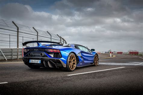 Blue Lamborghini Aventador 2020 - Cars Wallpaper