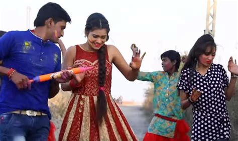 Bhojpuri New Holi Song ‘Motihari ki Pichakarii’ Takes Internet by Storm ...