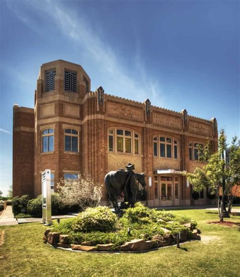 About the Museum - Cowgirl Hall of Fame & Museum