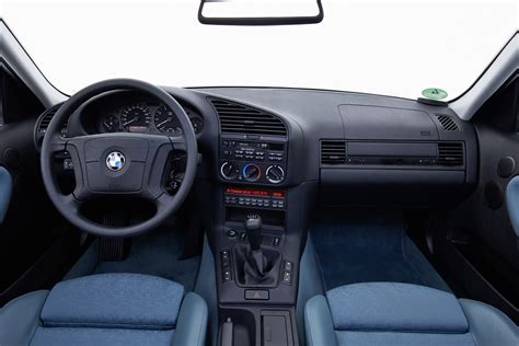 BMW 3 Series Sedan (E36) specs - 1991, 1992, 1993, 1994, 1995, 1996 ...