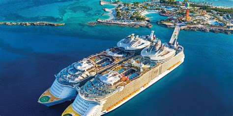 Royal Caribbean Cruise ships - Robbie Mccaskill