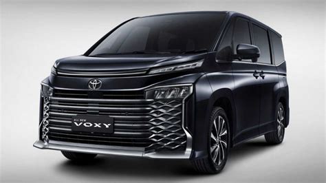 Intip Fitur dan Spesifikasi Toyota Voxy 2022 yang Baru Rilis | Momobil.id