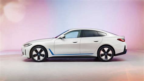 2022 BMW i4 Revealed With 523 Horsepower And 300 Miles Of Range | Page ...