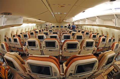 Airplanes Technology: AIRBUS A380 INTERIOR ECONOMY CLASS