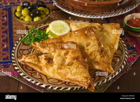 Brik à l'oeuf Tunisia Food Stock Photo - Alamy