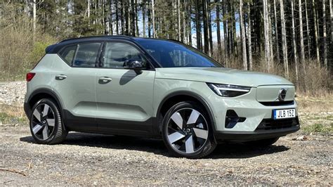 2024 Volvo C40 & XC40 Recharge RWD First Drive: Better Off Single