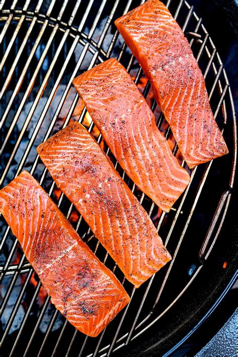 How to Make THE BEST Grilled Salmon - foodiecrush .com