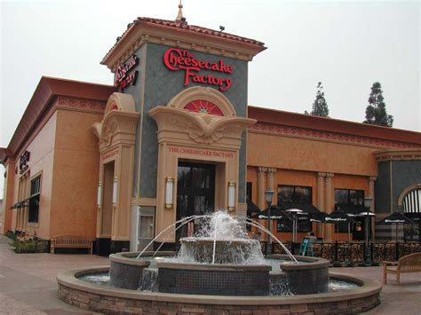 The Cheesecake Factory Restaurant in Fashion Fair Mall