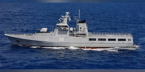 80m offshore patrol vessel | Royal Australian Navy – Compolite Pte Ltd