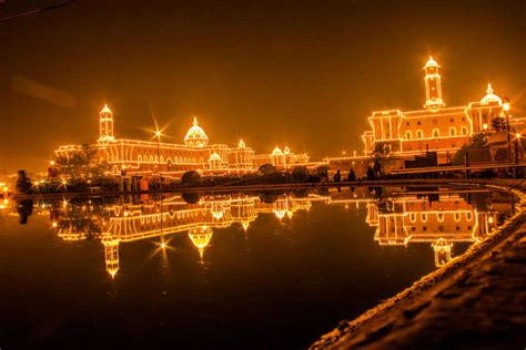 Delhi night tours | Times of India Travel