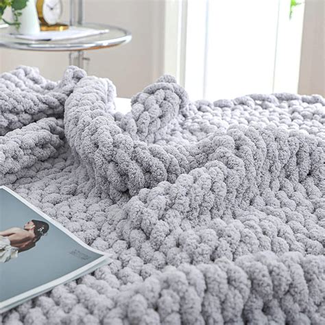 Chunky Knit Blanket Throw 51x63, Soft Chenille Yarn Giant Knitted Throw ...