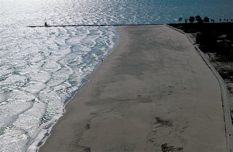 How do you deal with shoreline erosion? | American Geosciences Institute