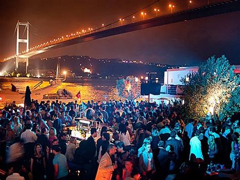 Istanbul Nightlife: Where to Dance, Eat, Drink, and Spot Celebs