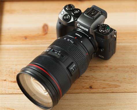 Canon M5 Review | Canon's First Real Mirrorless Contender