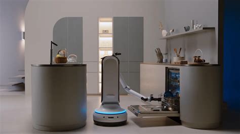 Samsung's newest lineup of CES robots includes a butler to pick up your ...