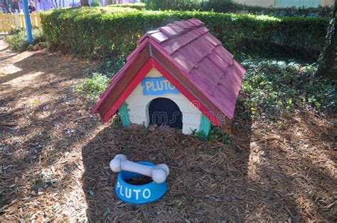 Pluto Dog House in Disney World Orlando Editorial Image - Image of ...