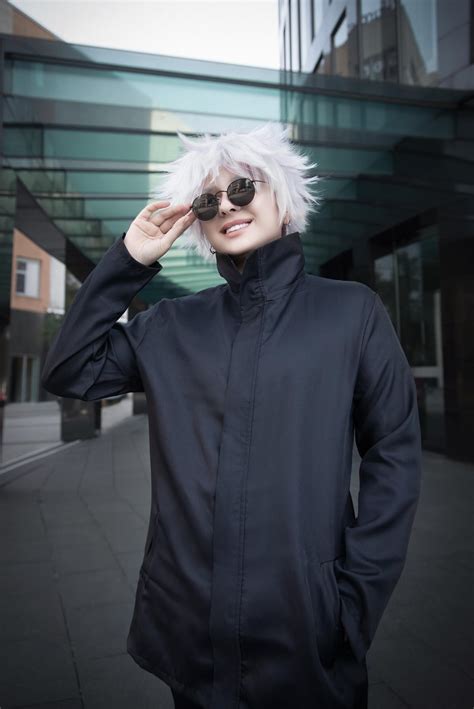 Gojo cosplay : r/JuJutsuKaisen