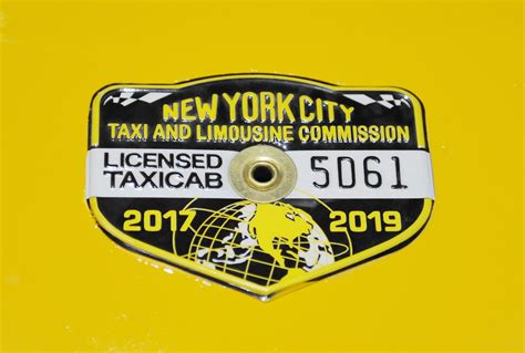 139 taxi medallions will be offered at bankruptcy auction