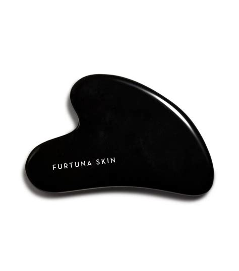 The Best Gua Sha Tools That Will Lift and Tone Your Face | Who What Wear