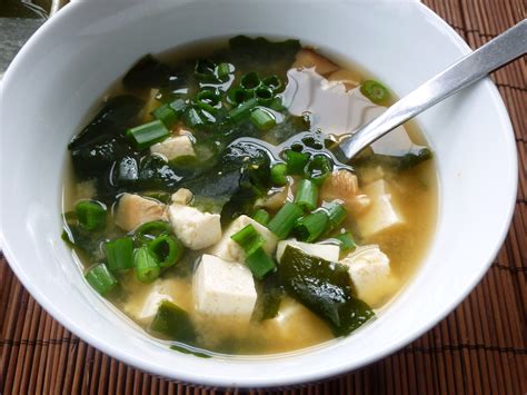 STL Veg Girl :: Hearty Miso Soup