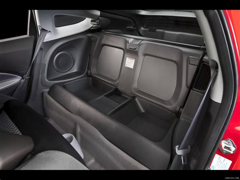 Honda CR-Z | 2012MY | Interior Rear Seats