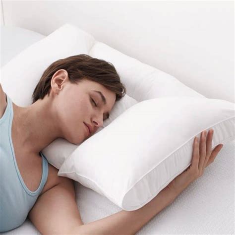 Top 4 Best Pillows for Neck Pain - Sleep Solutions HQ