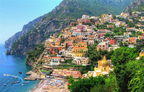 Amalfi Coast Italy, Very Beautiful Seaside Panorama - Traveldigg.com