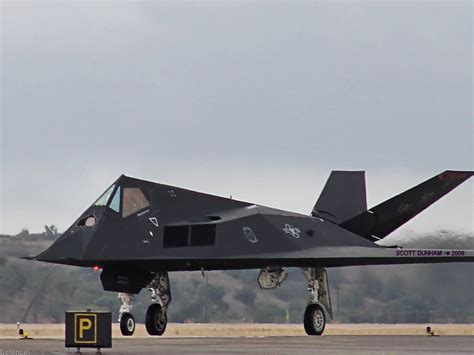 USAF F-117A Nighthawk Stealth Attack Aircraft | Defence Forum ...