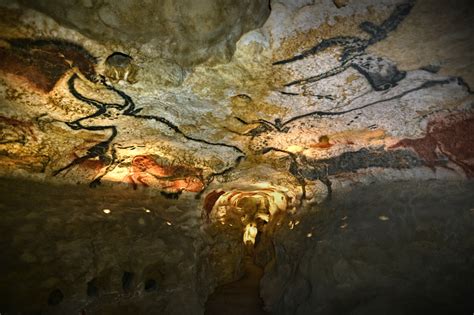 Lascaux caves: New site sheds light on mysterious Palaeolithic art