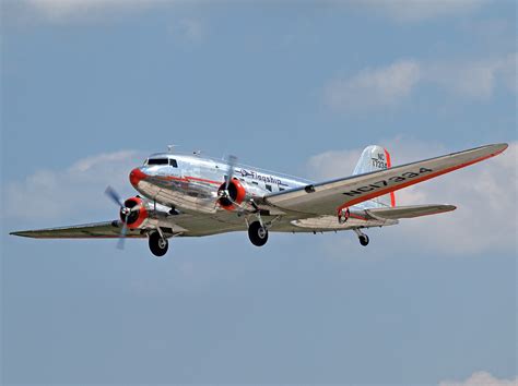 Douglas DC-3, pictures, technical data, history - Barrie Aircraft Museum