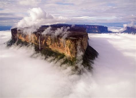 Do you know what and where the oldest mountain on the planet is? - Archyde