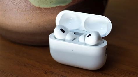 How To Use Active Noise Cancellation On Your Apple AirPods Pro 2